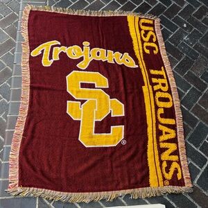 Vintage EUC USC Trojans Throw Blanket